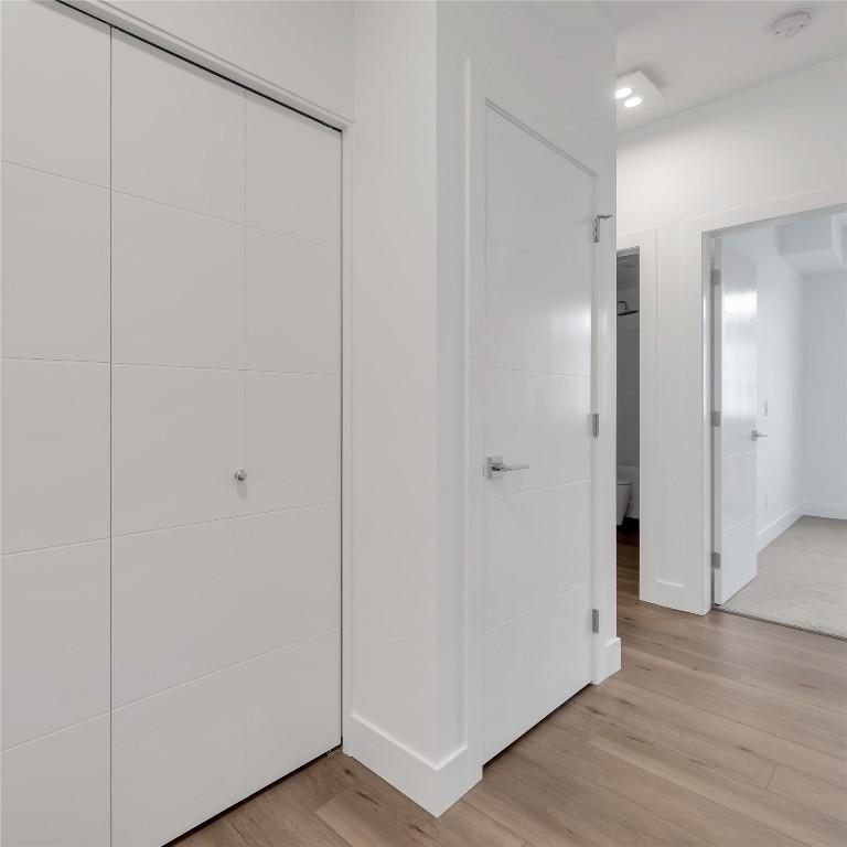 502C-3642 Mission Springs Drive, Kelowna, BC - Indoor Photo Showing Other Room