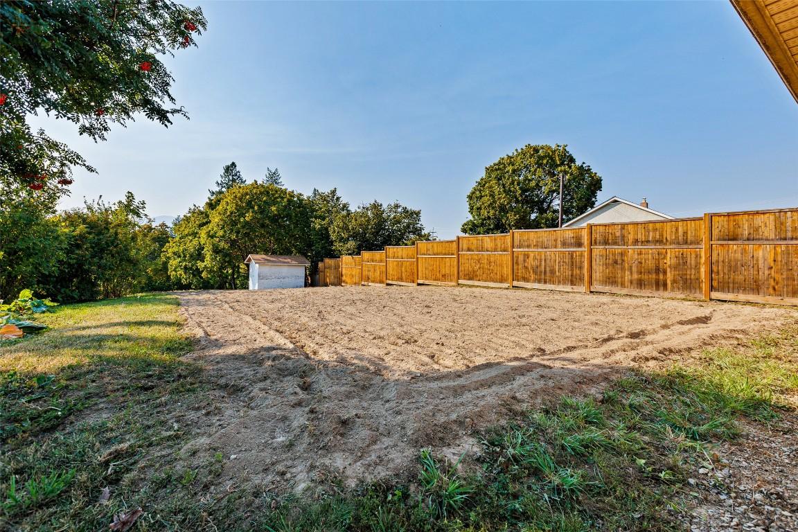 1701 Erickson Road, Creston, BC - Outdoor