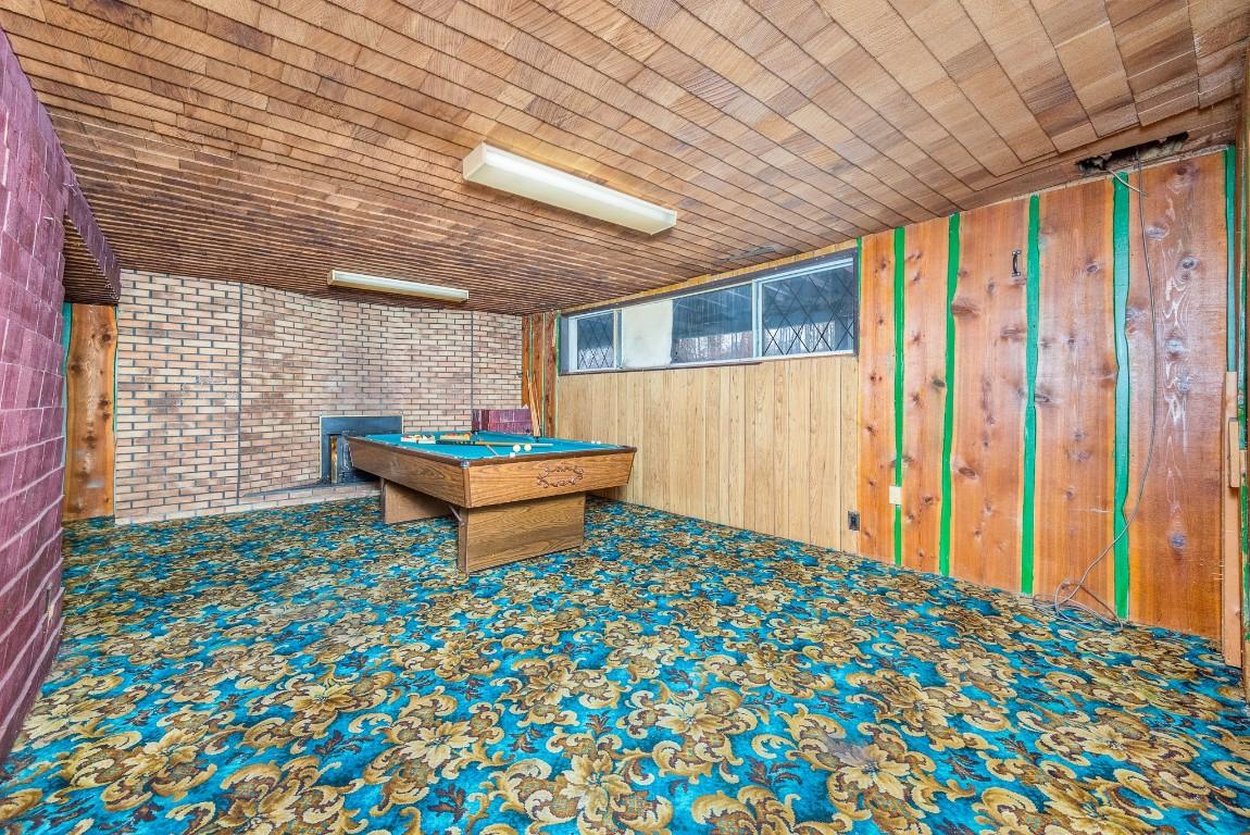 6920 Buchanan Road, Coldstream, BC - Indoor