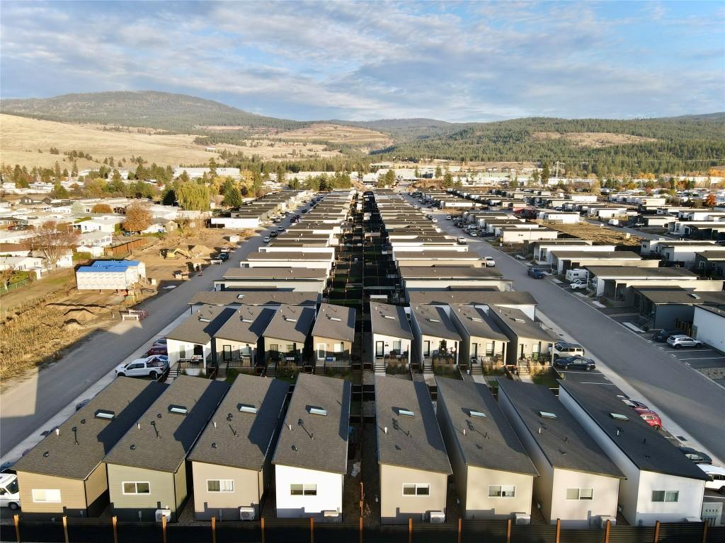 23E-8900 Jim Bailey Road, Kelowna, BC