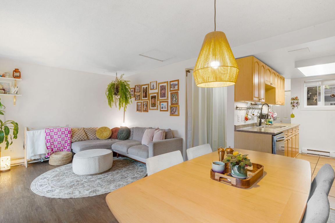 6-1808 45 Street, Vernon, BC - Indoor