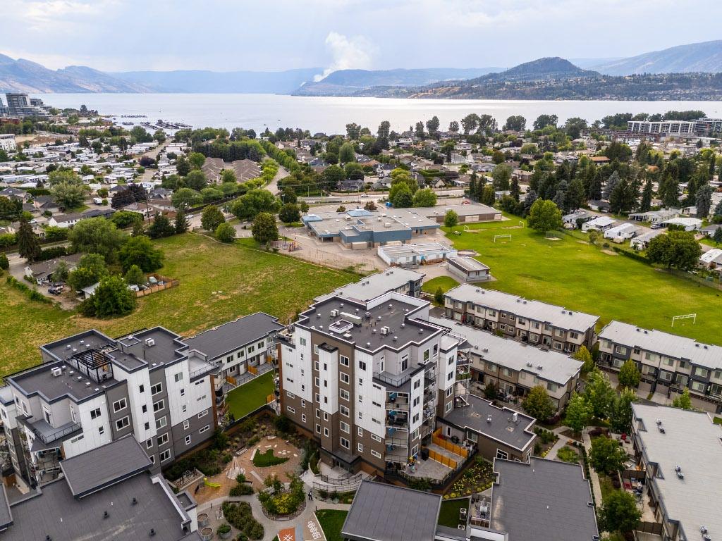405-3634 Mission Springs Drive, Kelowna, BC - Outdoor With Body Of Water With View