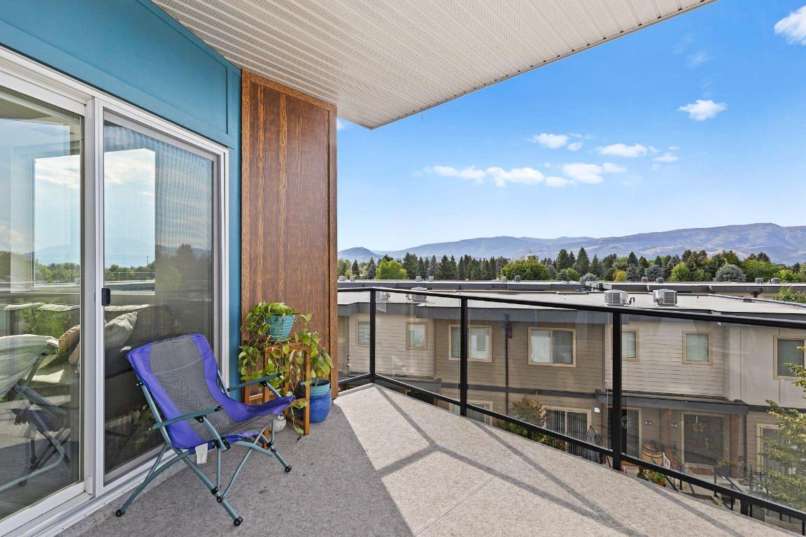 405-3634 Mission Springs Drive, Kelowna, BC - Outdoor With Exterior