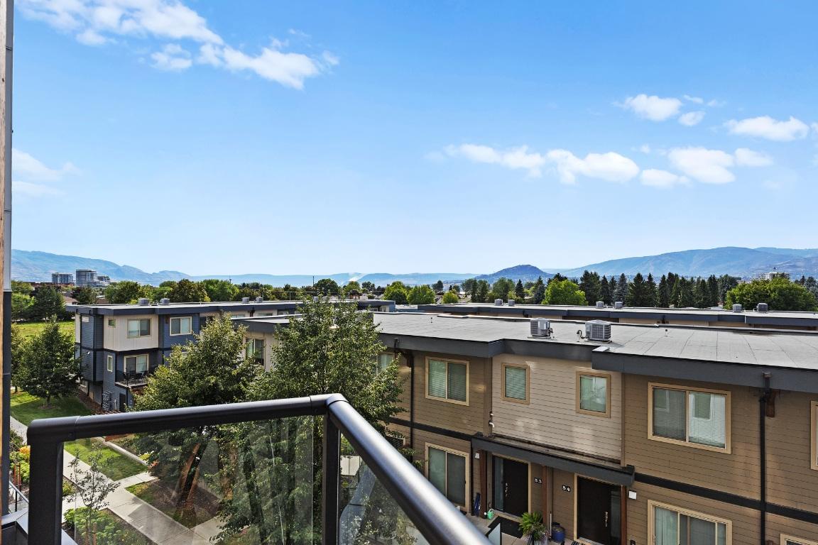405-3634 Mission Springs Drive, Kelowna, BC - Outdoor With View