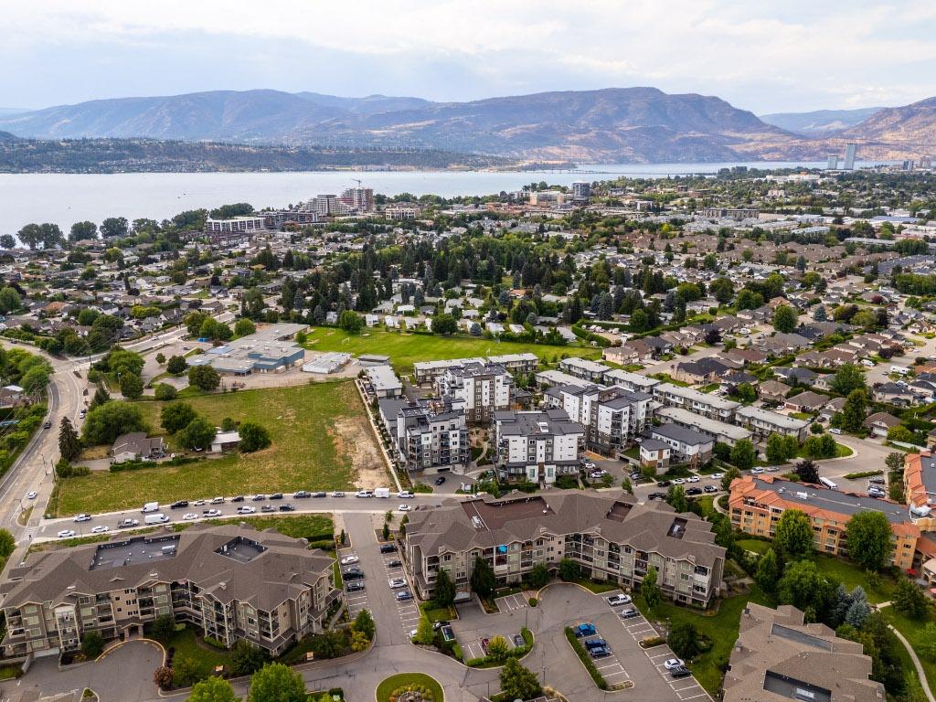 405-3634 Mission Springs Drive, Kelowna, BC - Outdoor With Body Of Water With View