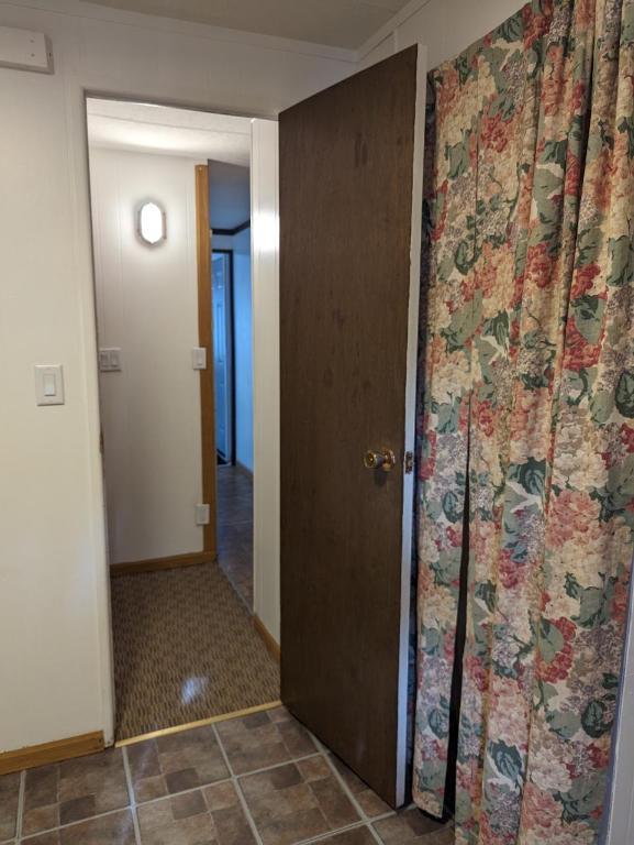 7-4395 Trans Canada Highway East Highway, Kamloops, BC