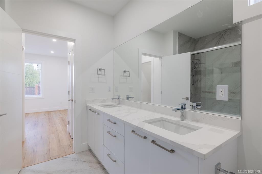 472 Hampstead St, Parksville, BC