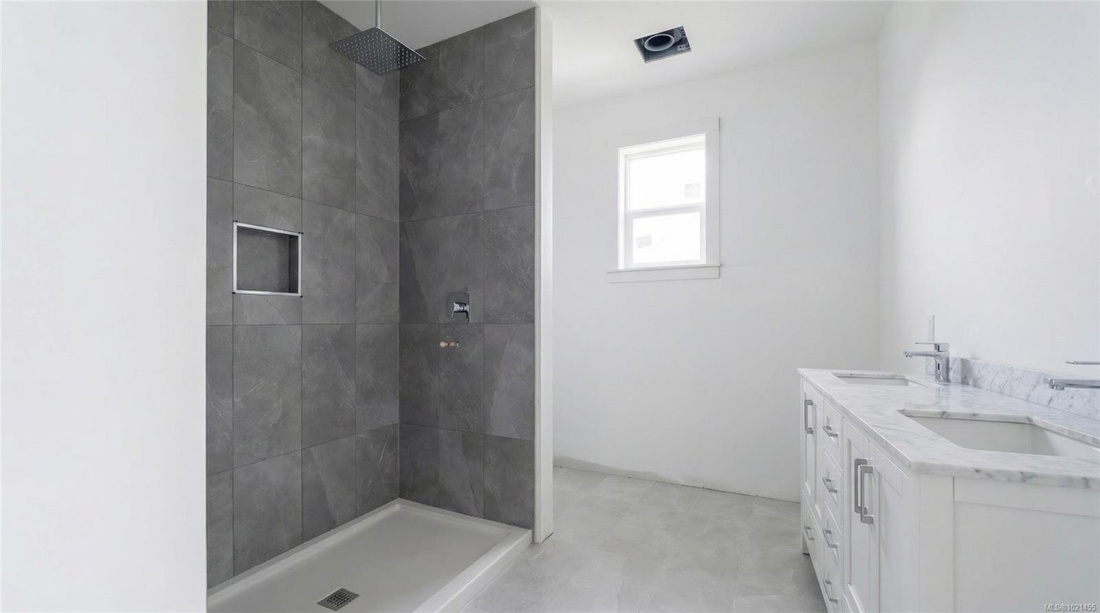 425 Colonia Dr, Ladysmith, BC