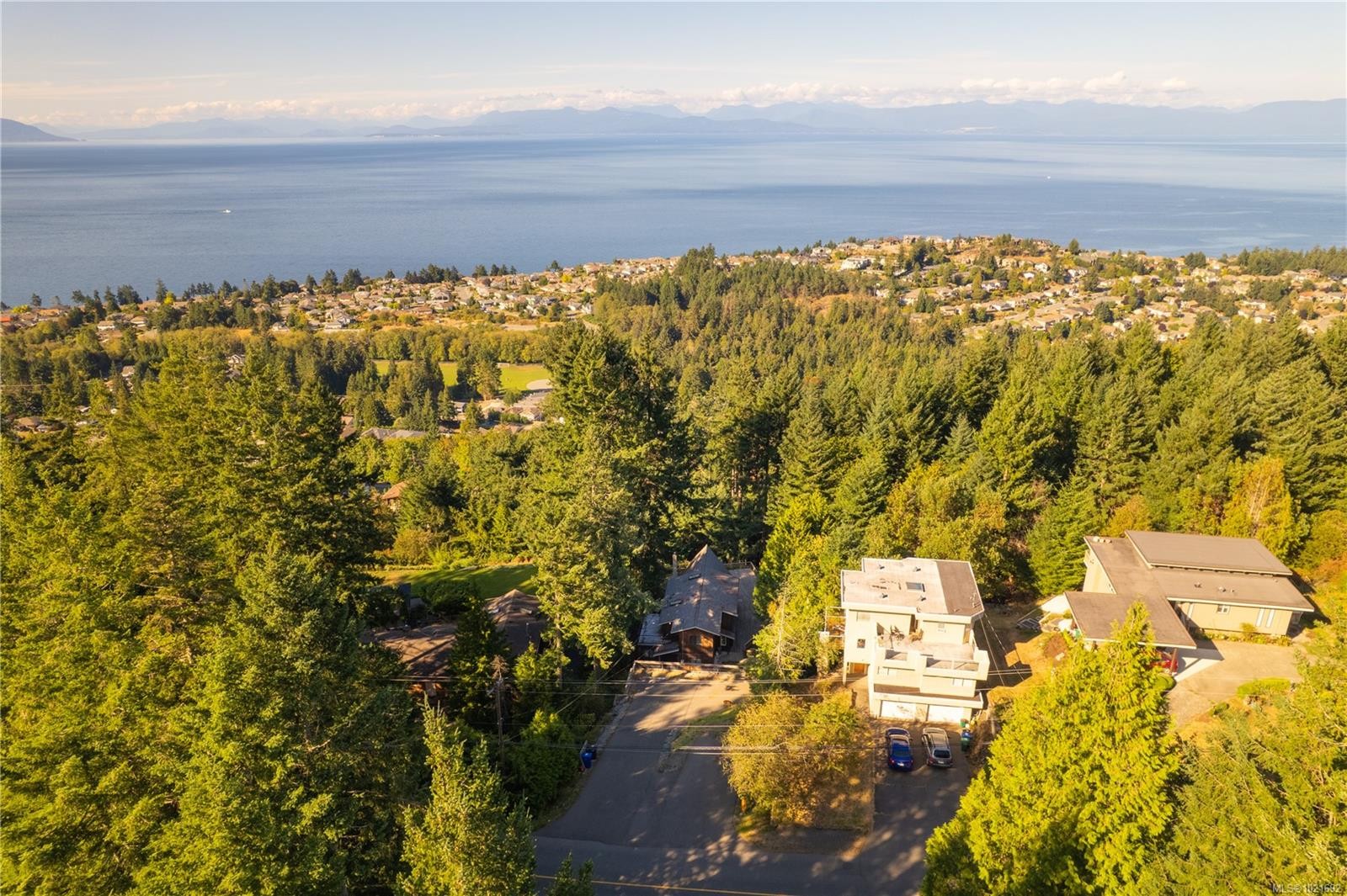 5030 Lost Lake Rd, Nanaimo, BC