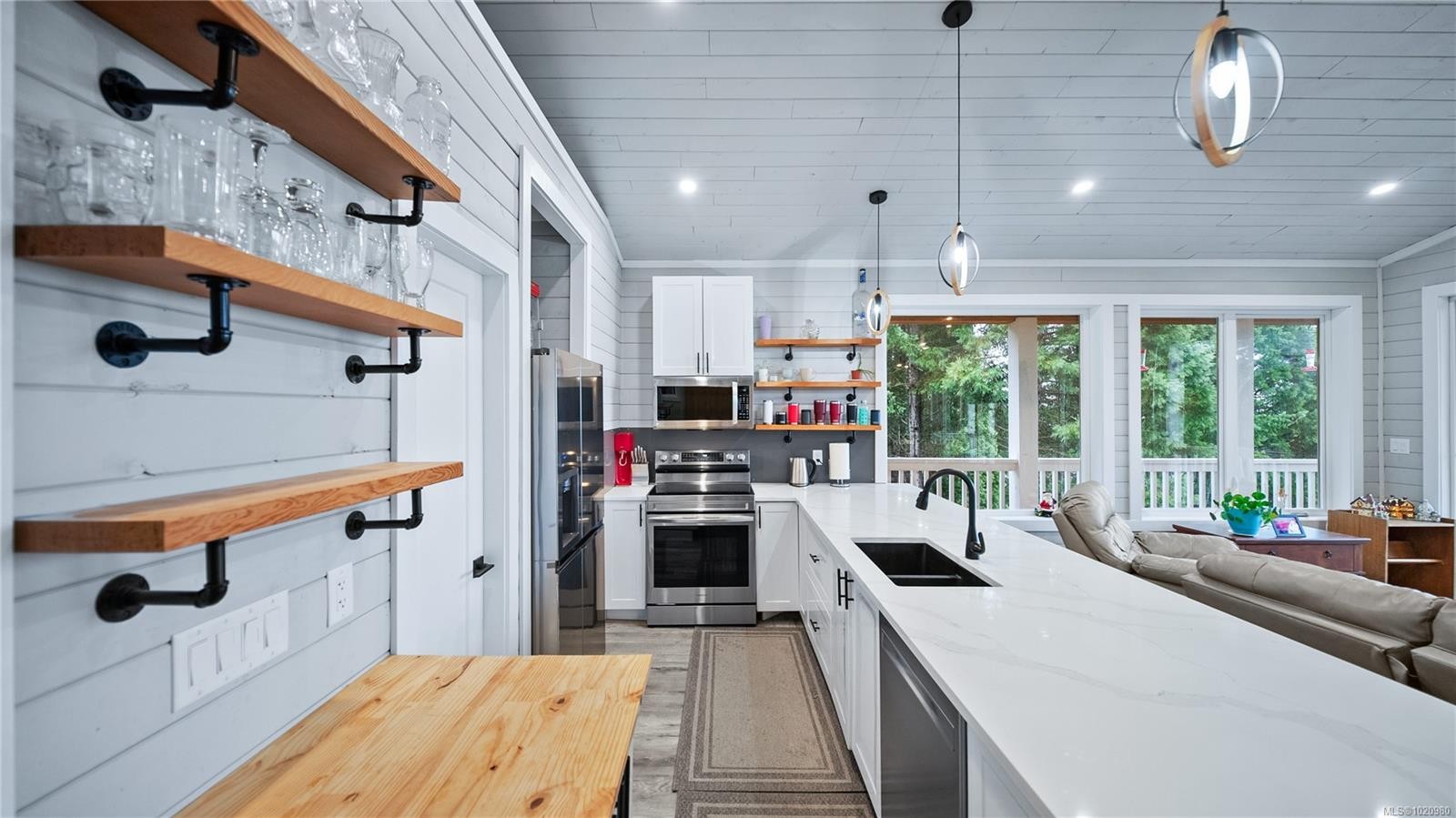 1550 Olympic Dr, Shawnigan Lake, BC