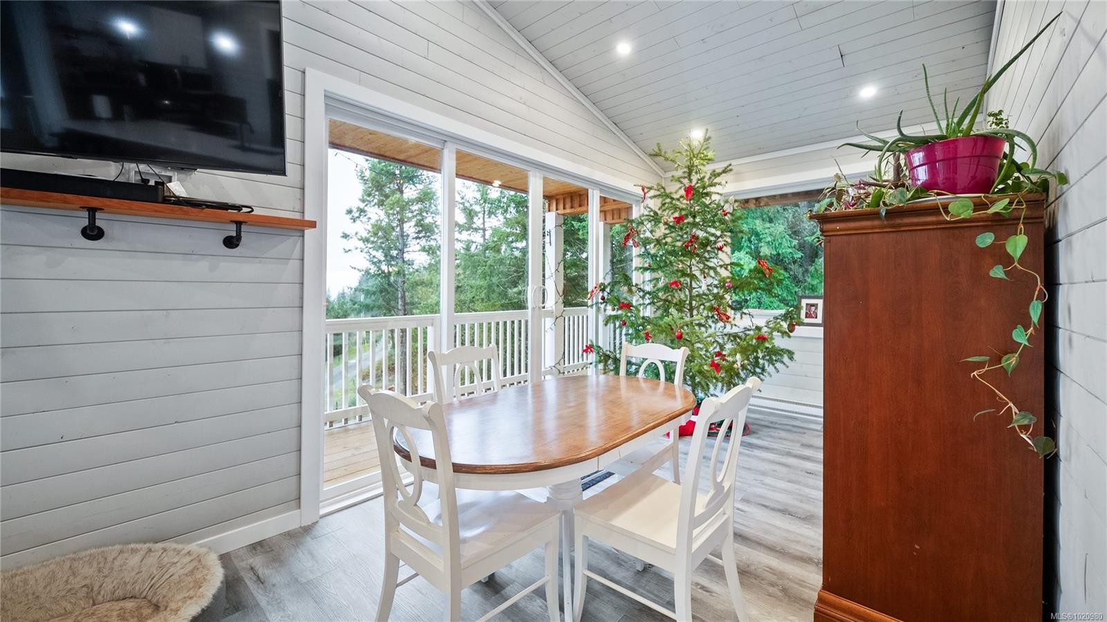 1550 Olympic Dr, Shawnigan Lake, BC