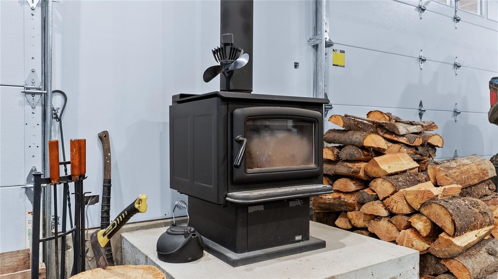 1550 Olympic Dr, Shawnigan Lake, BC