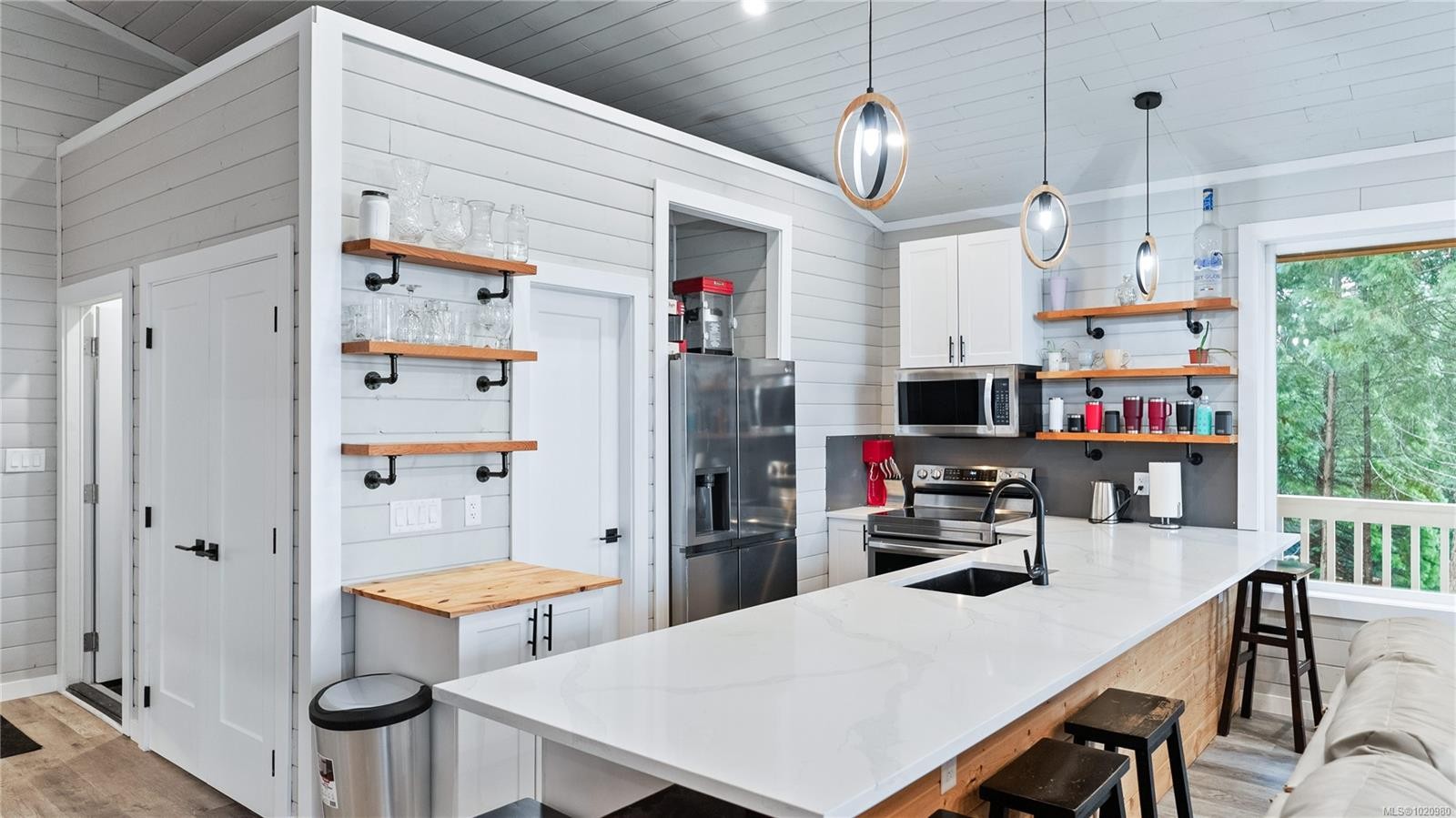 1550 Olympic Dr, Shawnigan Lake, BC