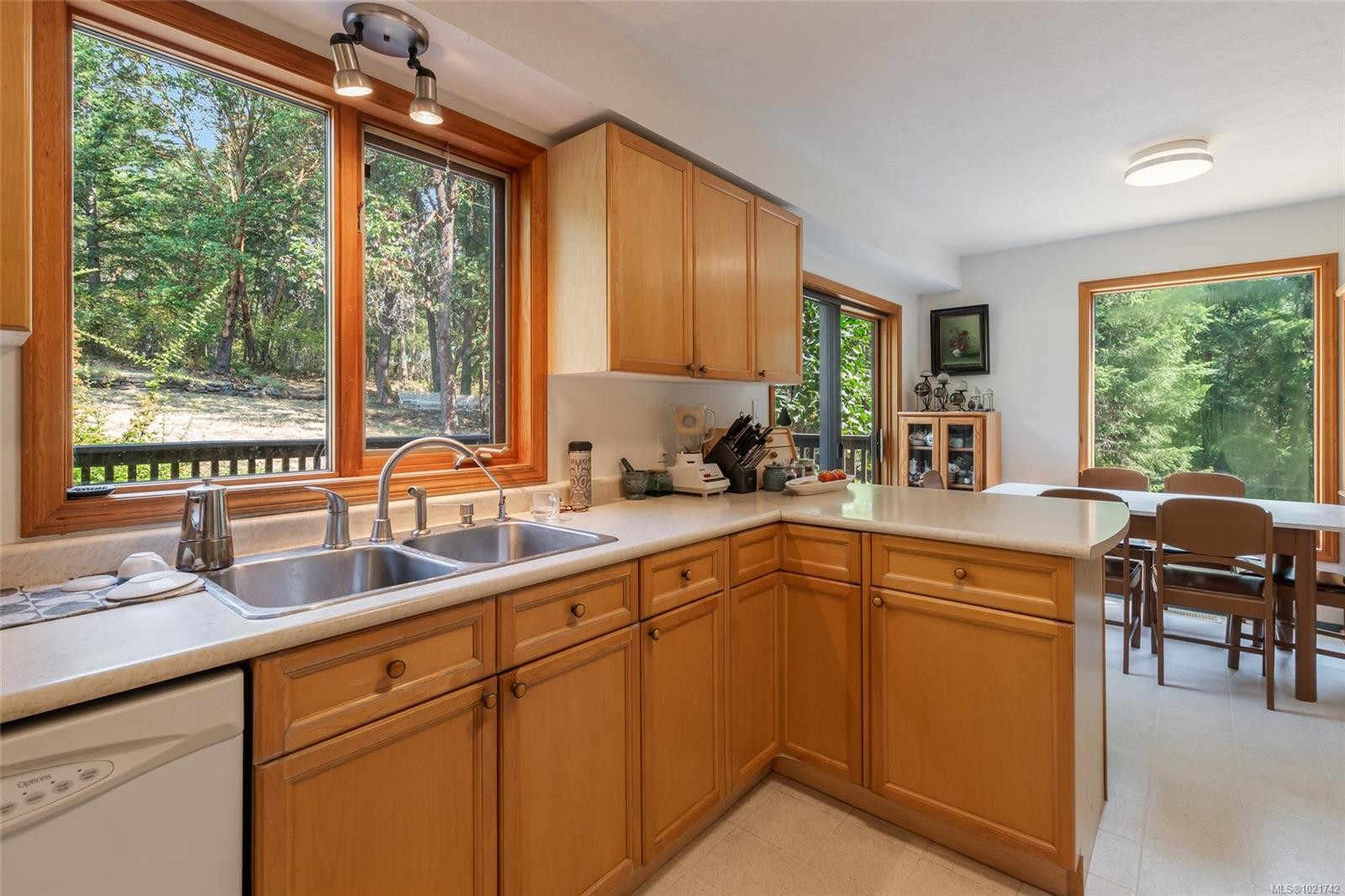 4961 Aho Rd, Ladysmith, BC