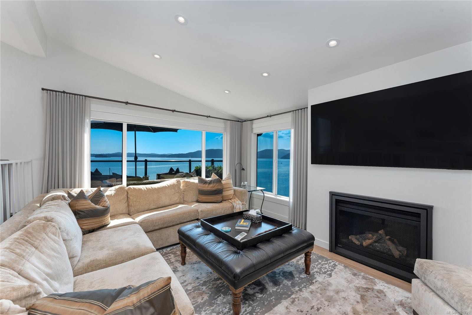 4-1723 Sandy Beach Rd, Mill Bay, BC