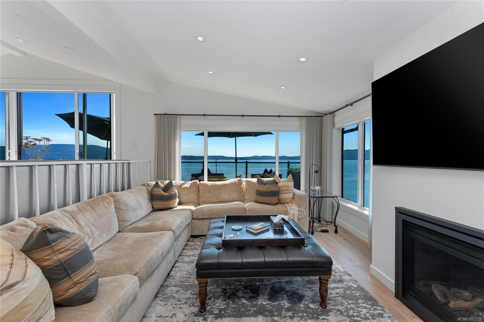 4-1723 Sandy Beach Rd, Mill Bay, BC