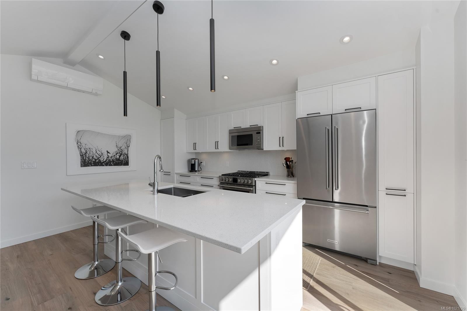 4-1723 Sandy Beach Rd, Mill Bay, BC