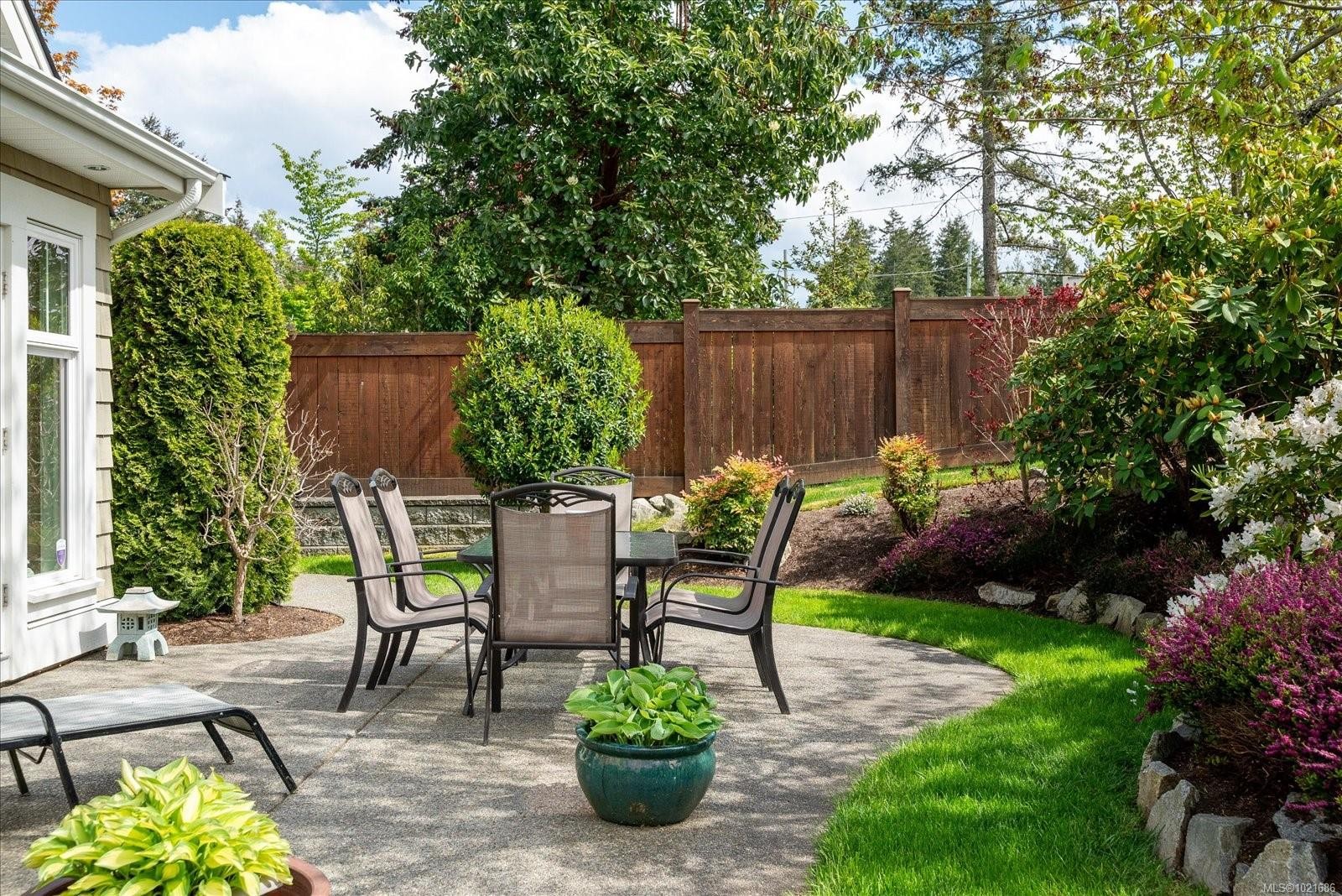 672 Lowry'S Rd, Parksville, BC