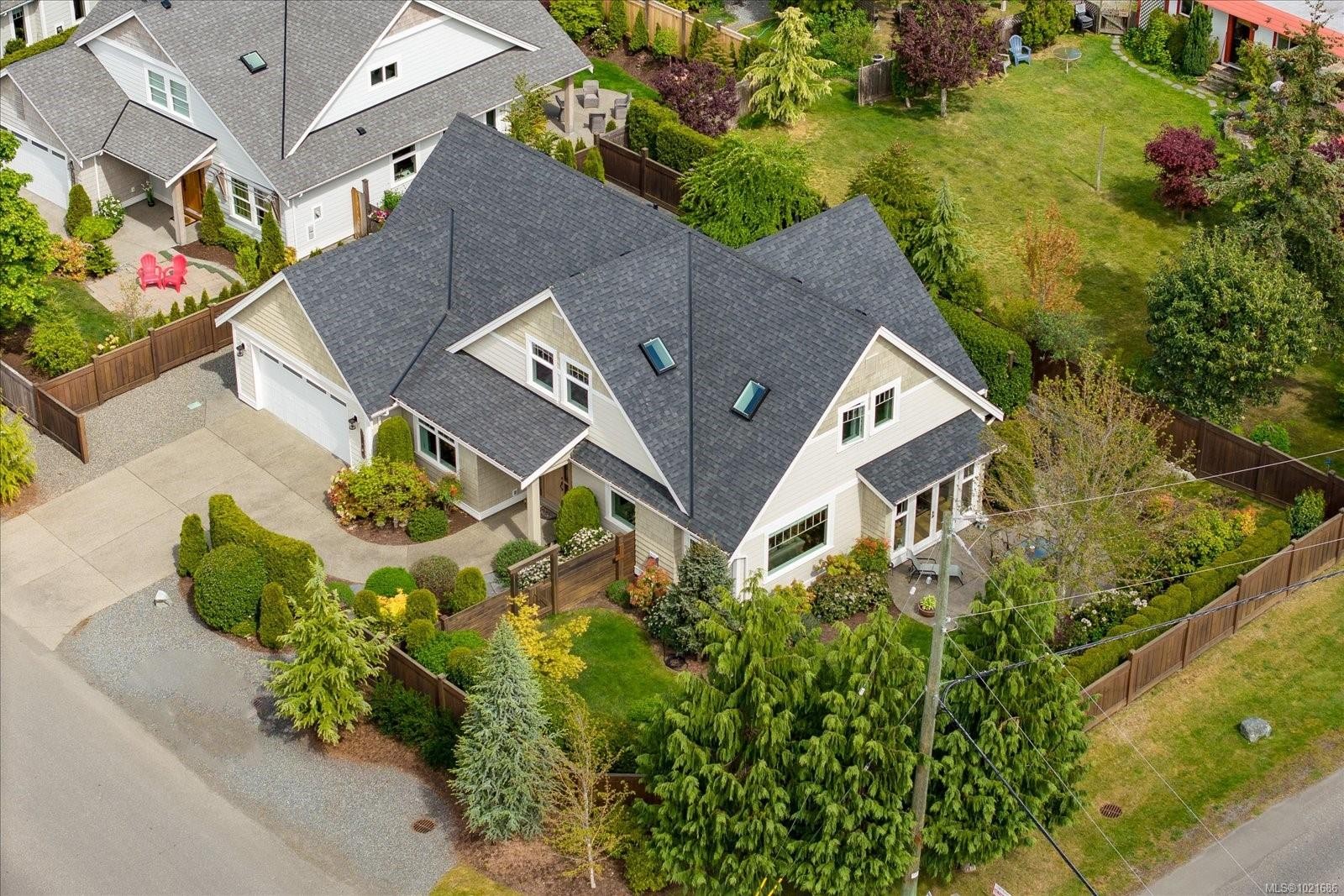 672 Lowry'S Rd, Parksville, BC