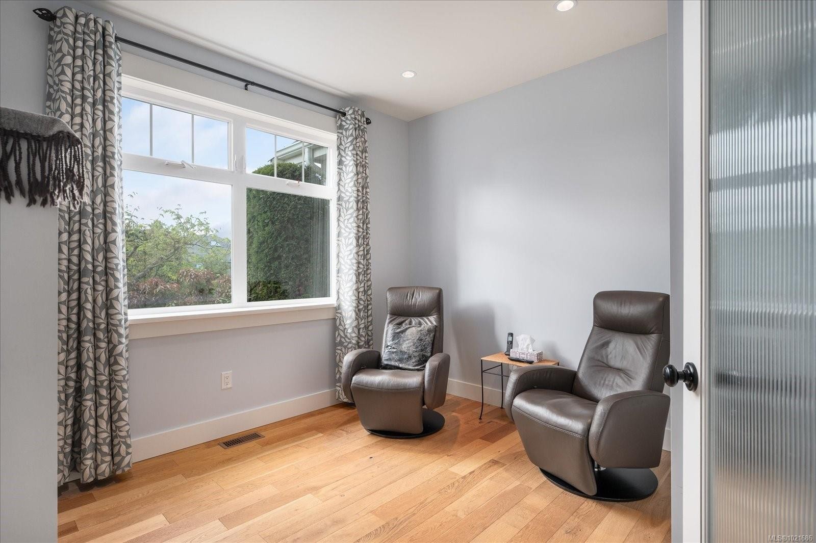 672 Lowry'S Rd, Parksville, BC