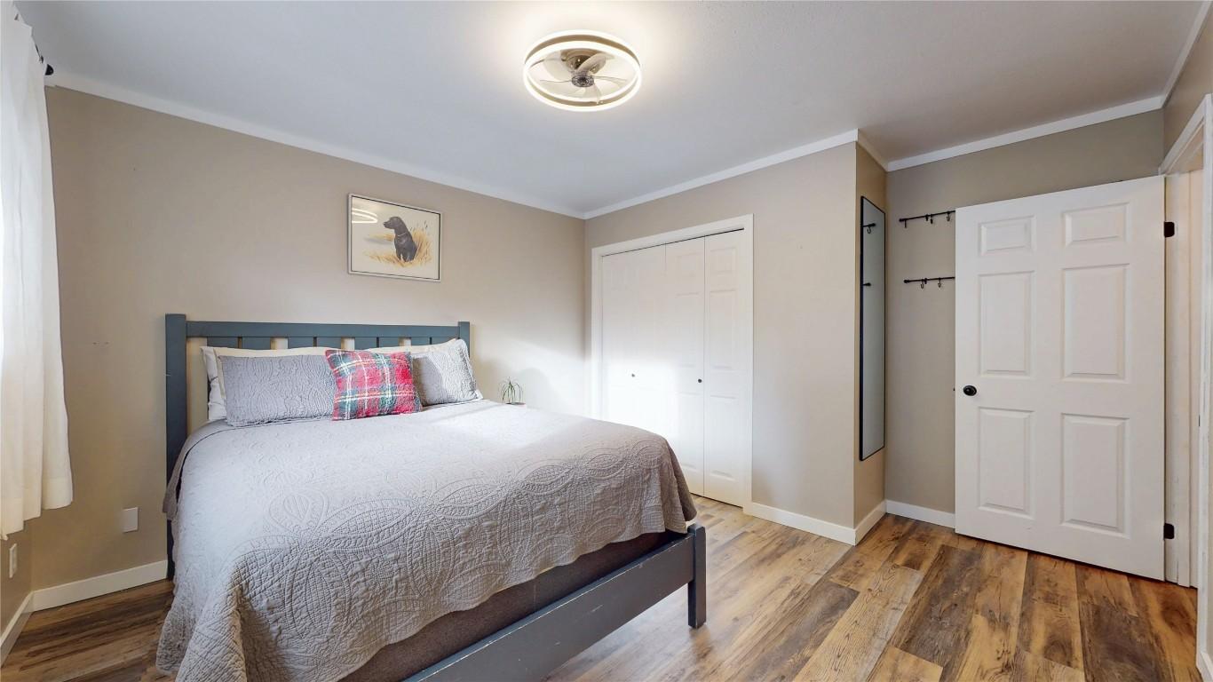 203 8Th Street, Cranbrook, BC - Indoor Photo Showing Bedroom