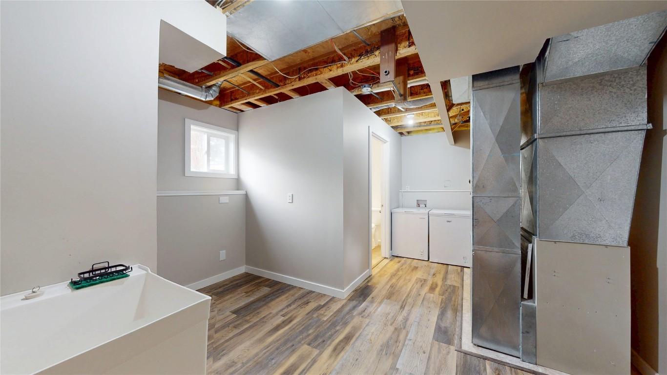 203 8Th Street, Cranbrook, BC - Indoor