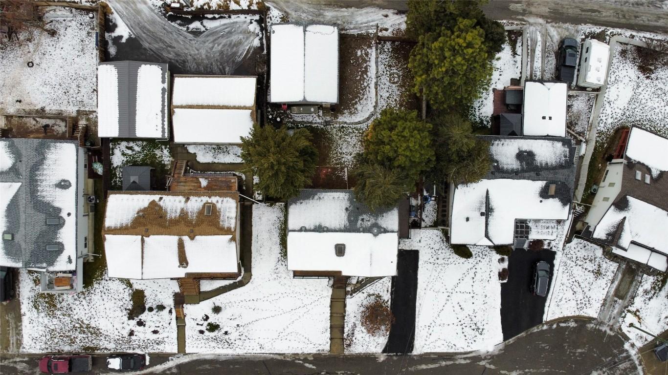 203 8Th Street, Cranbrook, BC - Outdoor