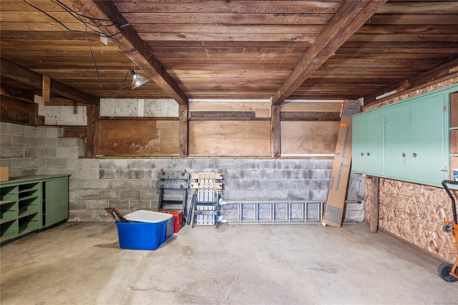 2974 7Th Ave, Port Alberni, BC