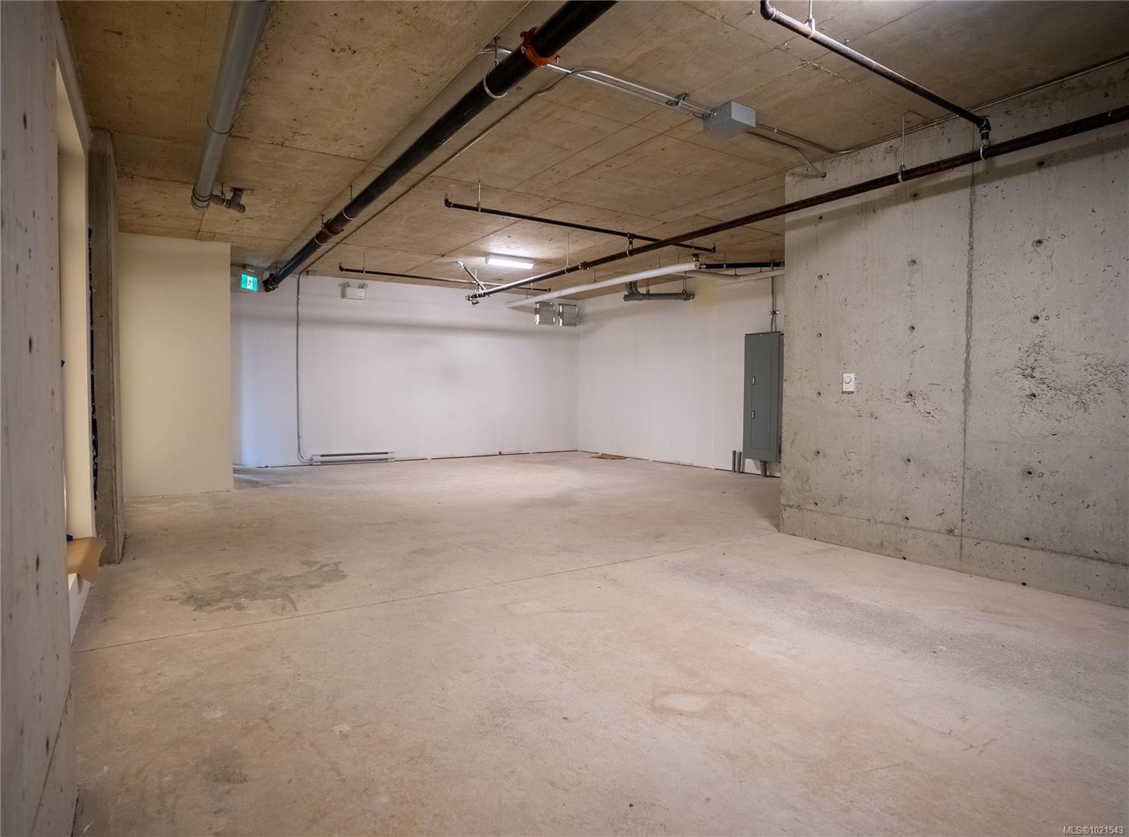 1303 Hillside Ave, Victoria, BC