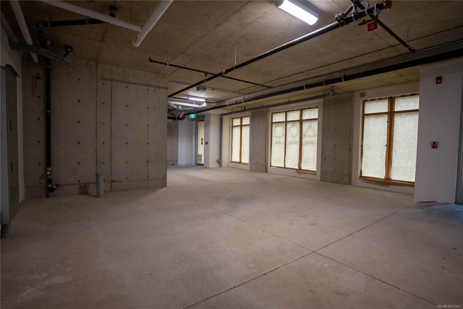 1303 Hillside Ave, Victoria, BC