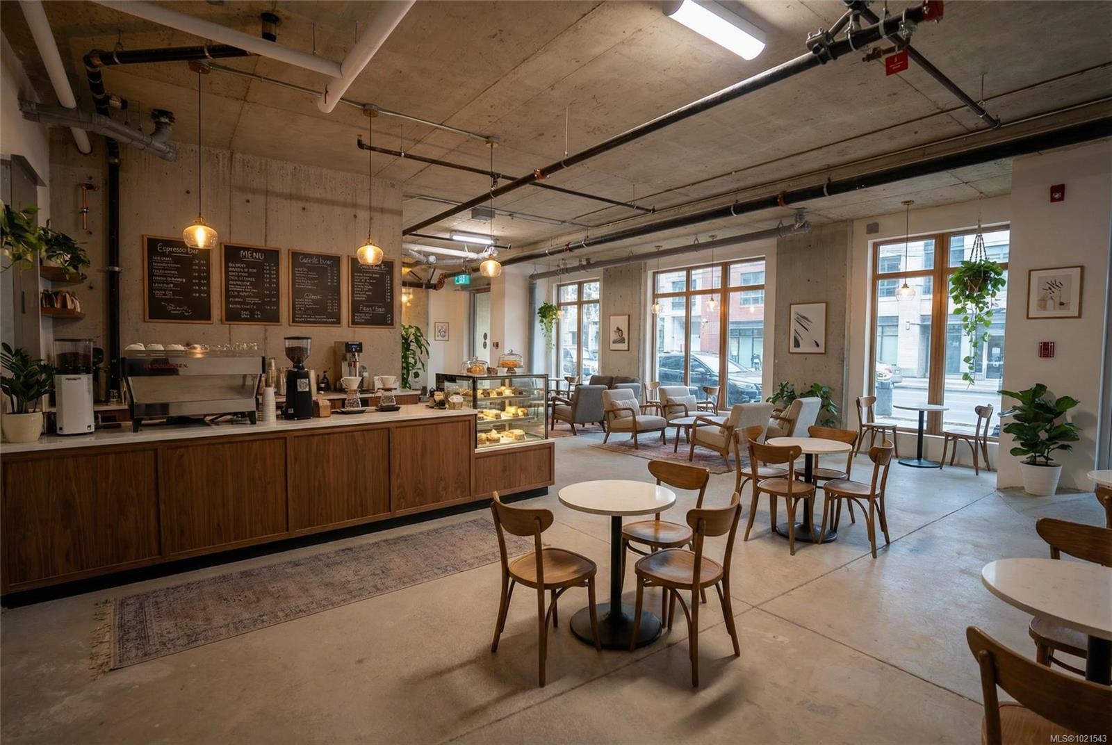 1303 Hillside Ave, Victoria, BC