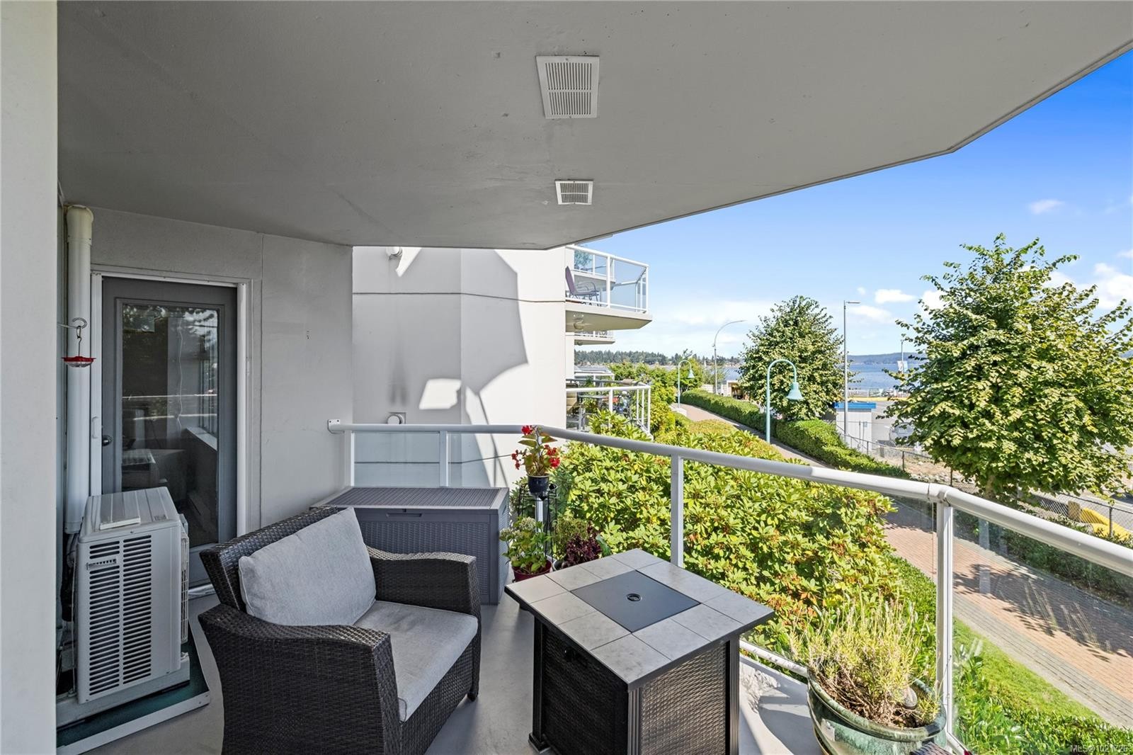 206-158 Promenade Dr, Nanaimo, BC - Outdoor With Exterior