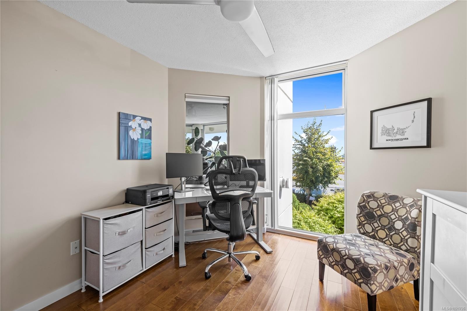 206-158 Promenade Dr, Nanaimo, BC - Indoor Photo Showing Office