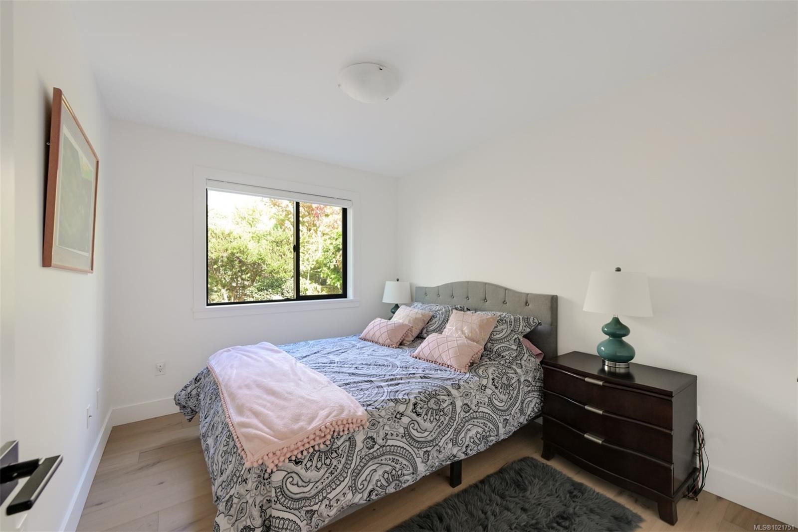 8 Woodville Pl, View Royal, BC