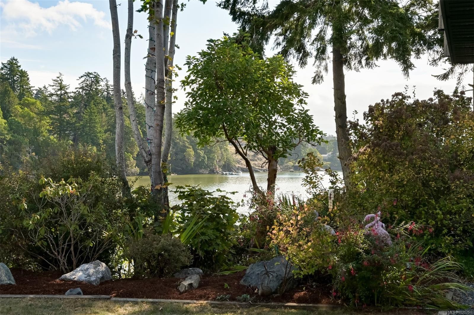 8 Woodville Pl, View Royal, BC