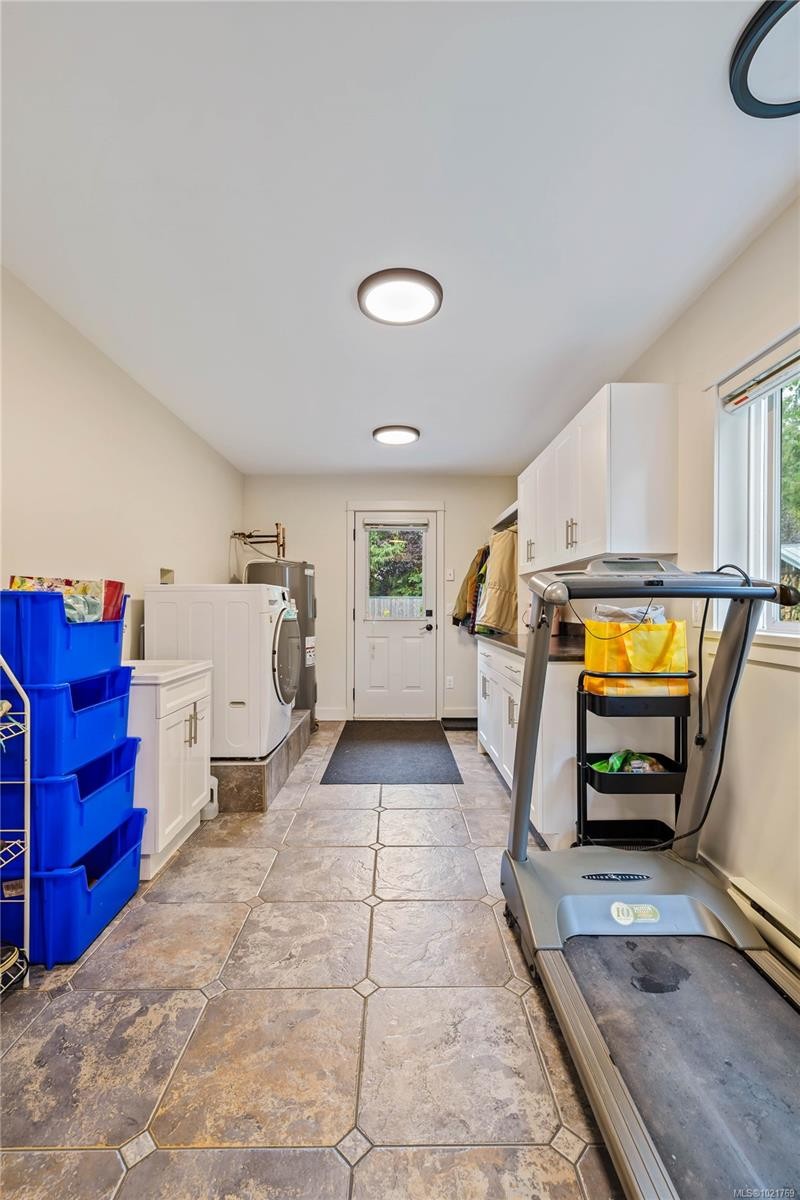 220 Park Dr, Salt Spring, BC