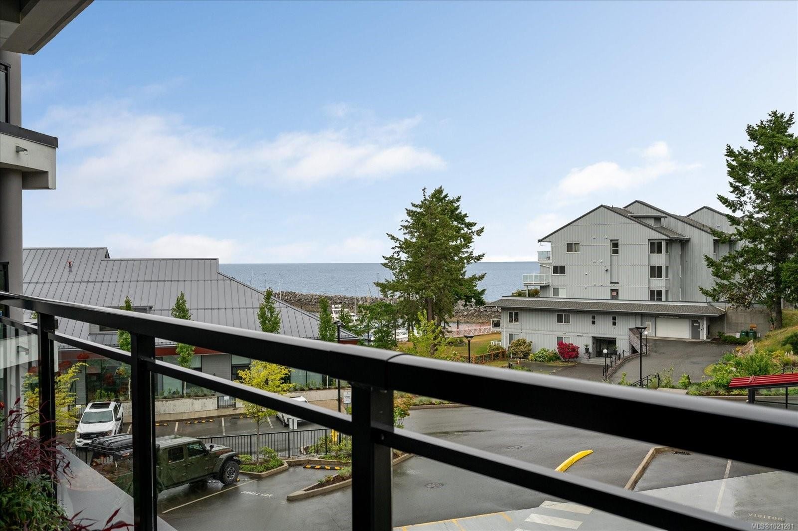 305-3529 Dolphin Dr, Nanoose Bay, BC - Outdoor With Exterior