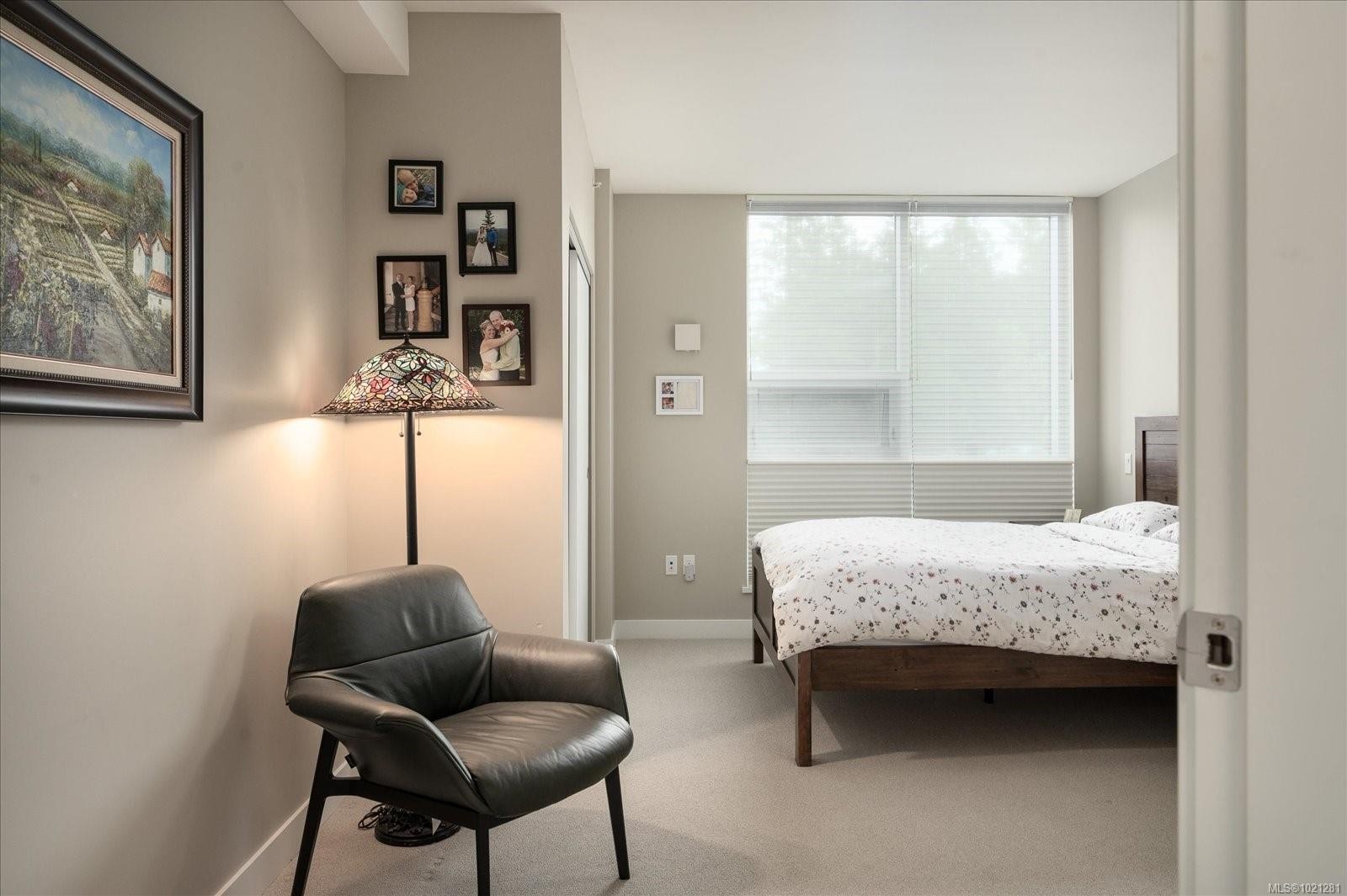 305-3529 Dolphin Dr, Nanoose Bay, BC - Indoor Photo Showing Bedroom