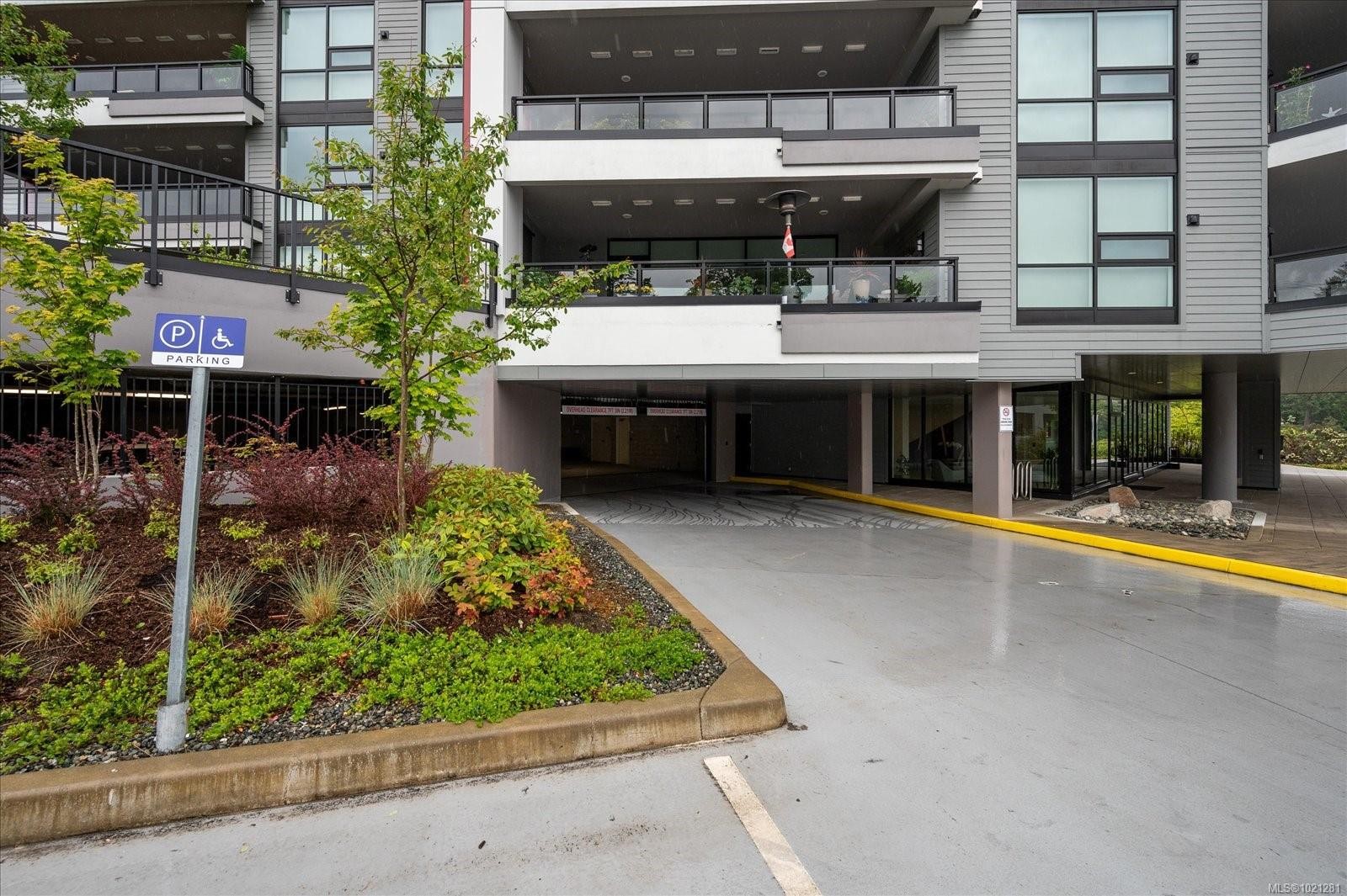 305-3529 Dolphin Dr, Nanoose Bay, BC - Outdoor With Facade