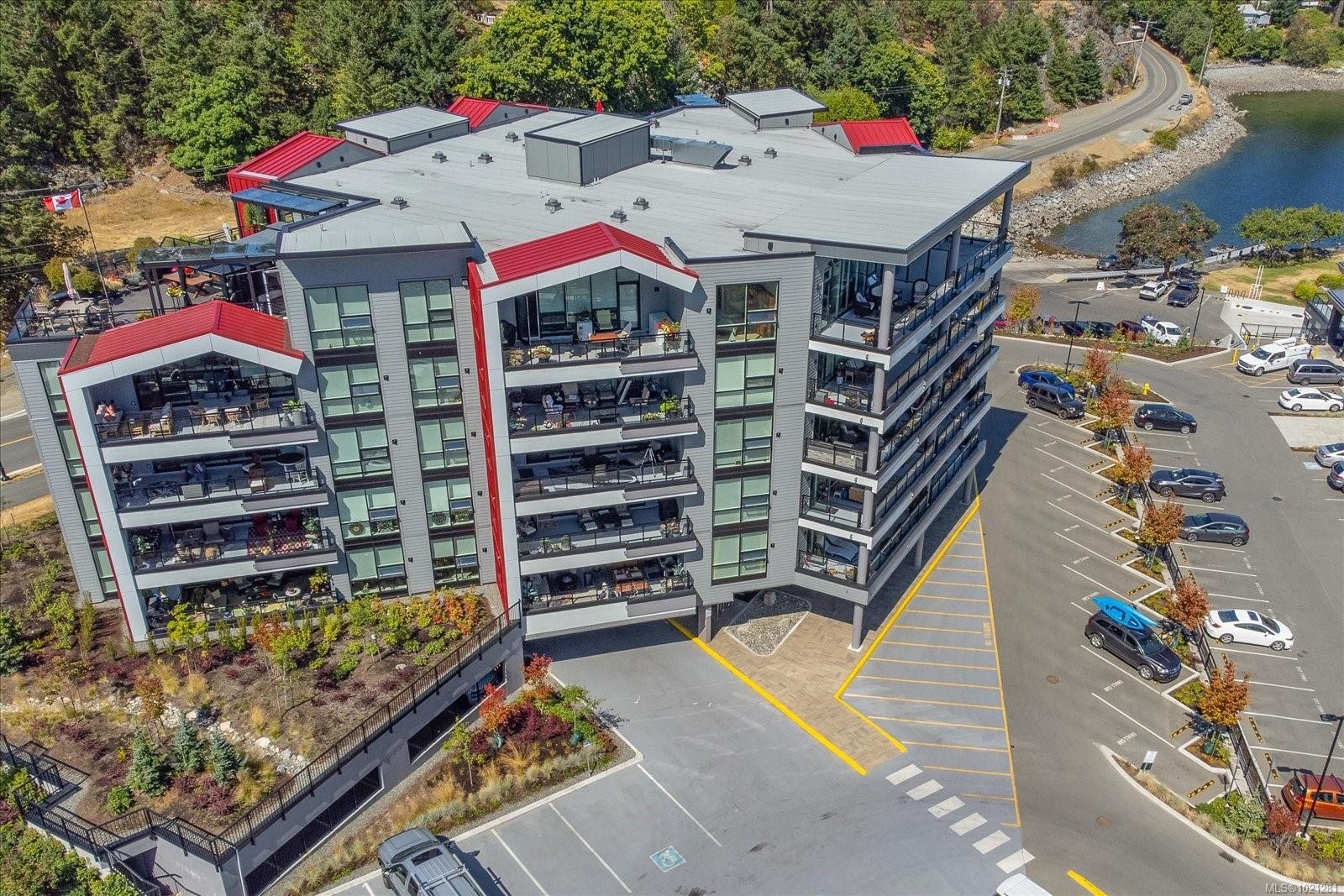 305-3529 Dolphin Dr, Nanoose Bay, BC - Outdoor