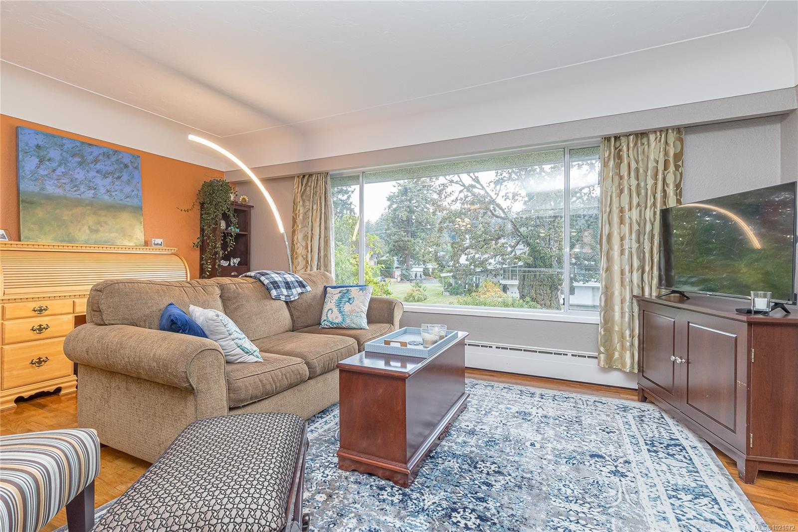 3837 Wilkinson Rd, Saanich, BC