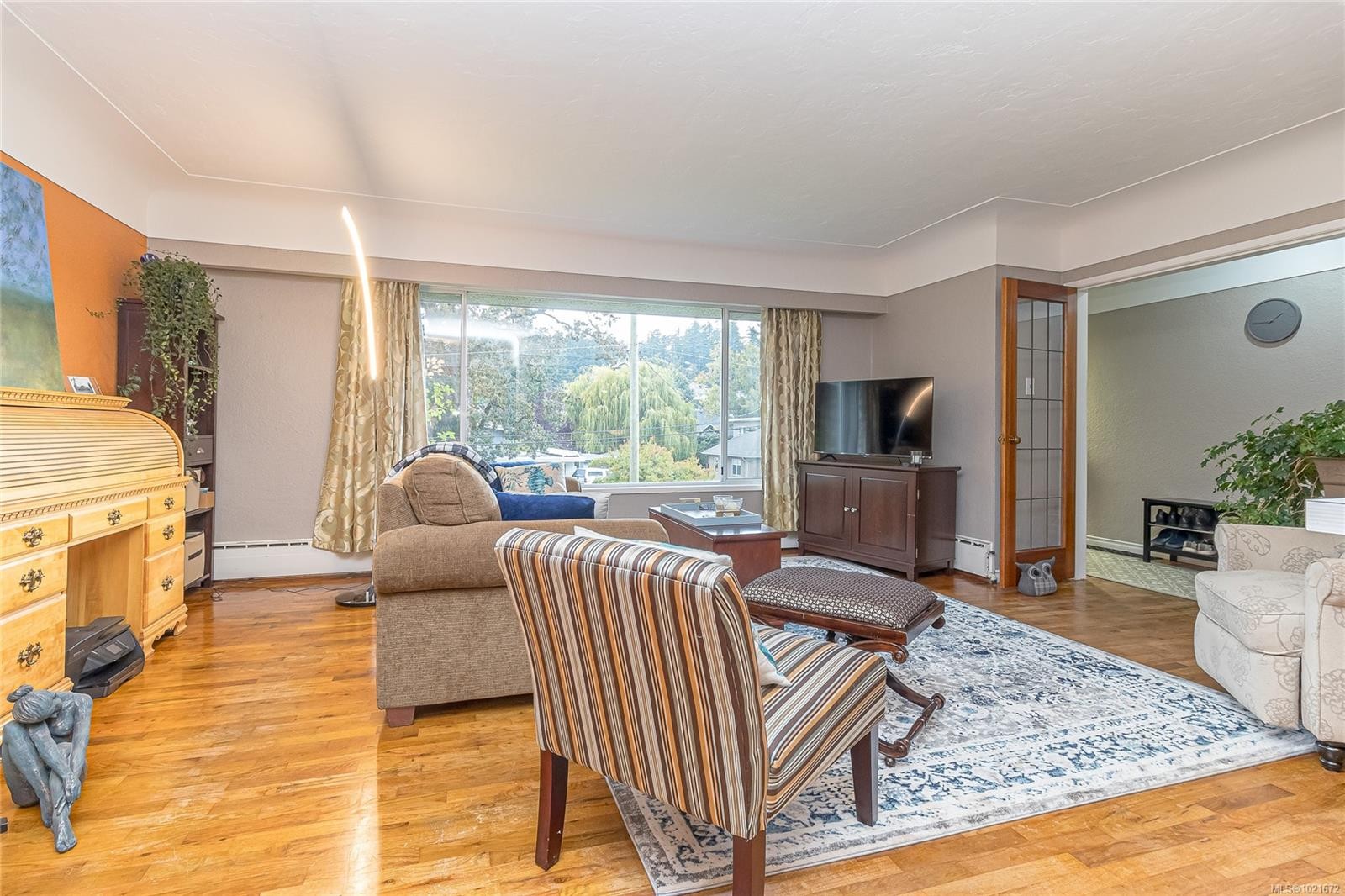 3837 Wilkinson Rd, Saanich, BC