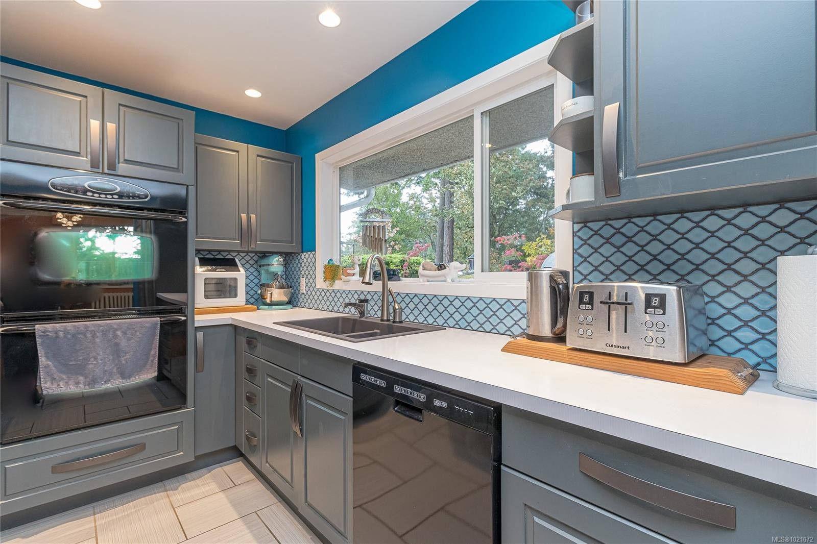 3837 Wilkinson Rd, Saanich, BC