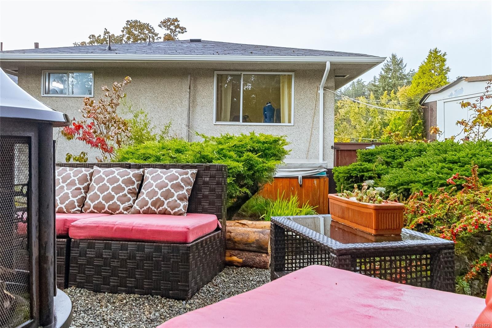 3837 Wilkinson Rd, Saanich, BC