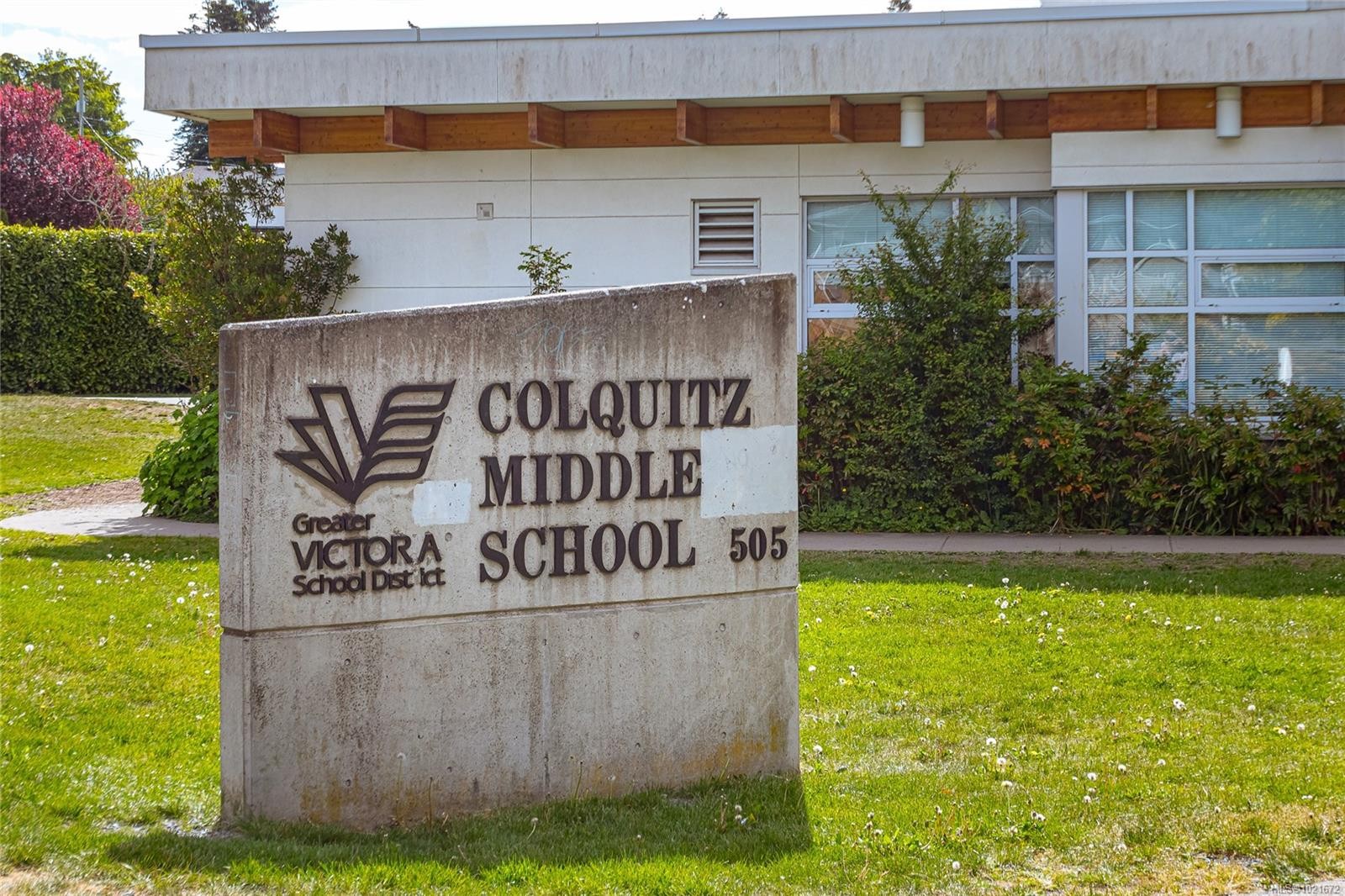 3837 Wilkinson Rd, Saanich, BC