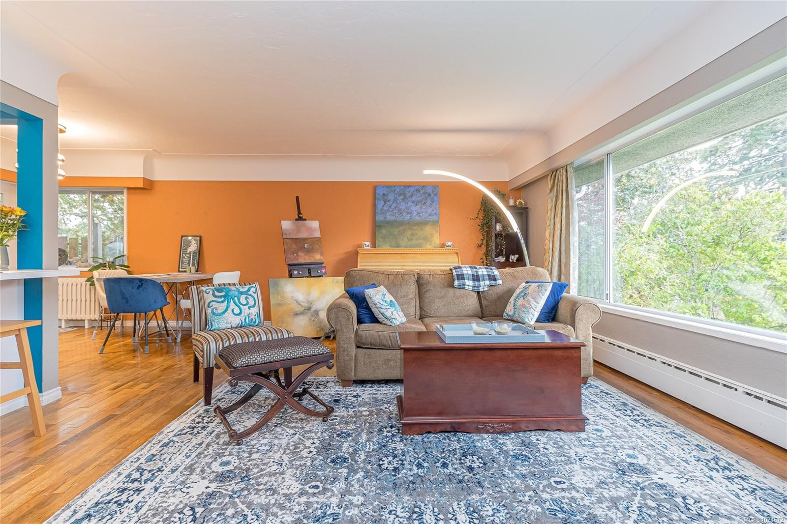 3837 Wilkinson Rd, Saanich, BC