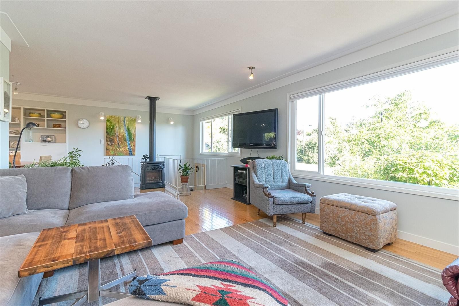 1961 Hovey Rd, Central Saanich, BC