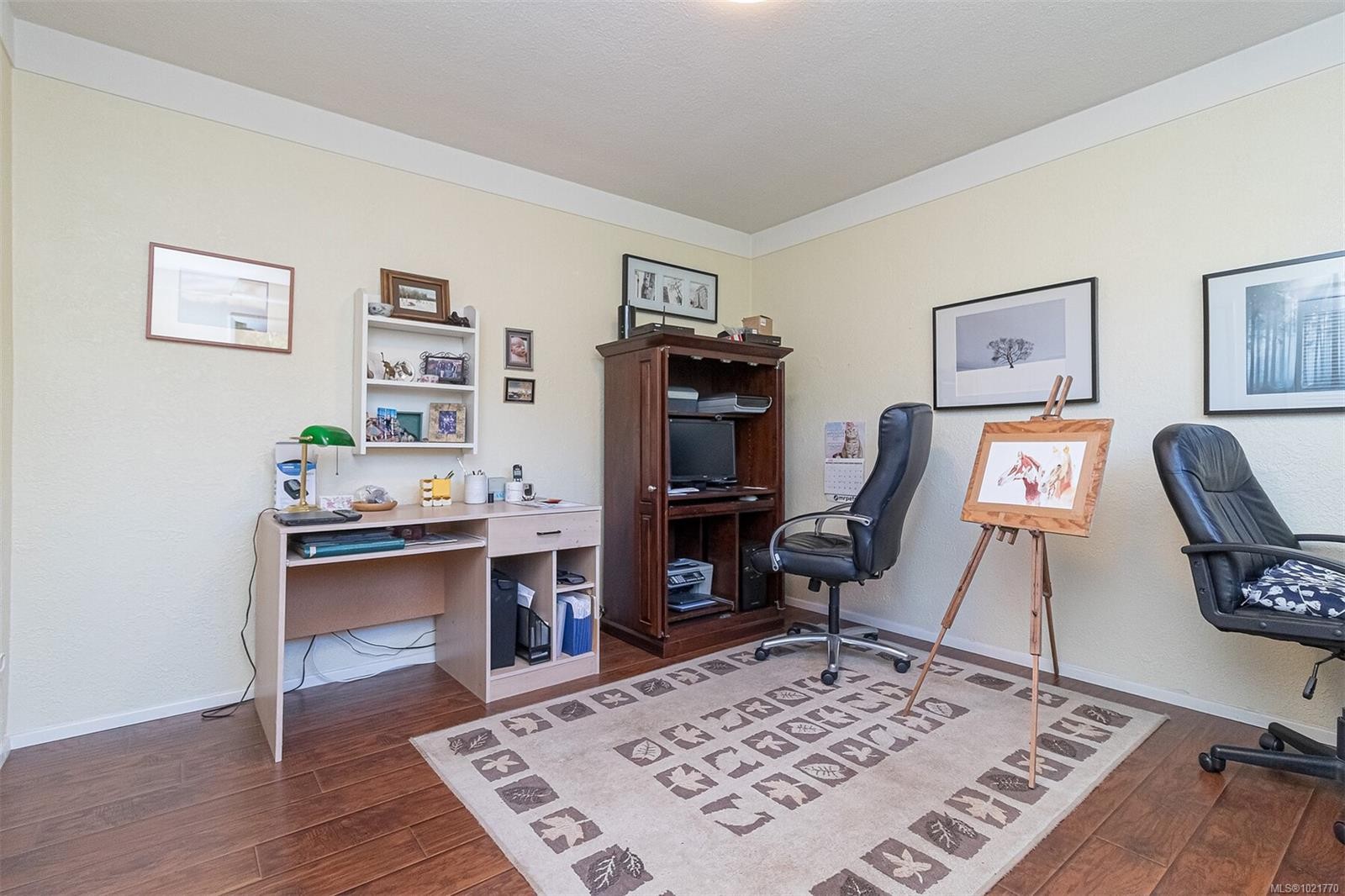 1961 Hovey Rd, Central Saanich, BC