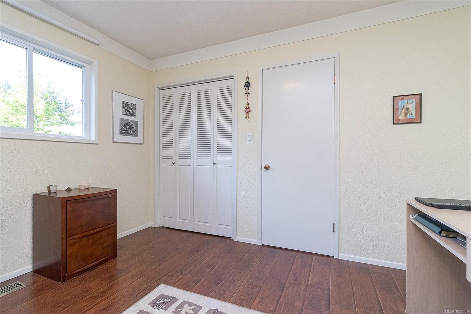 1961 Hovey Rd, Central Saanich, BC