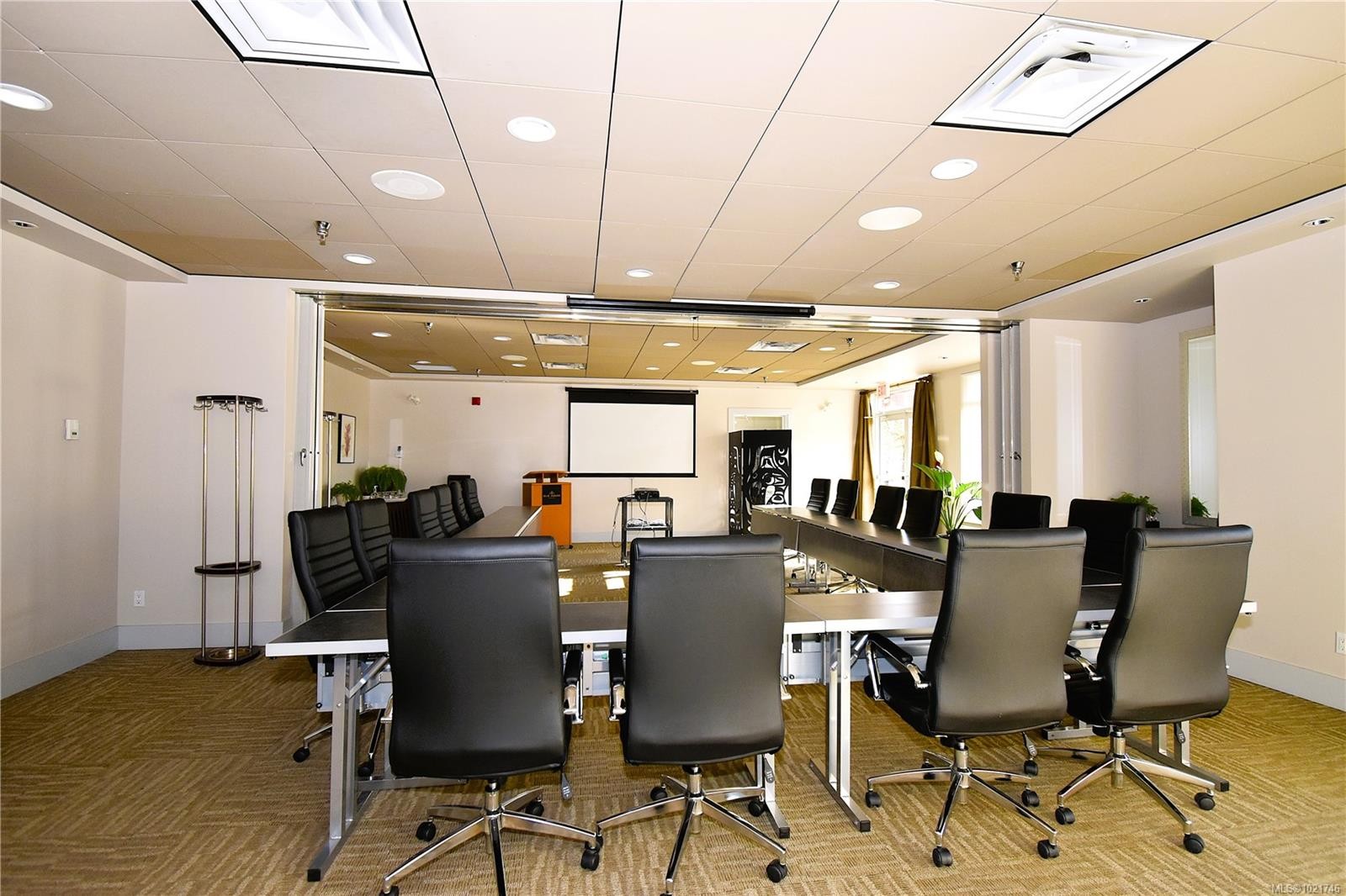 316D-1730 Riverside Lane, Courtenay, BC - Indoor